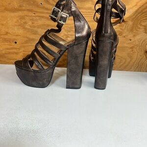 Luichiny Bronze Platform Shoes with Chunky Heels